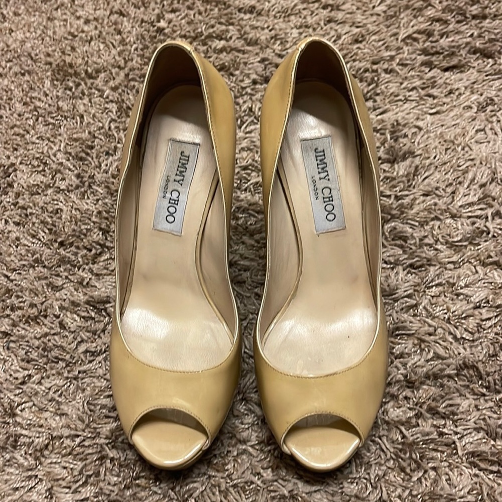 Nude Jimmy Choo Pumps